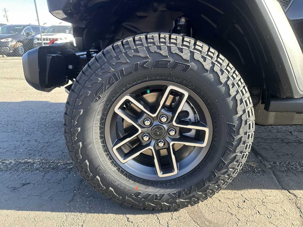 new 2026 Jeep Gladiator car, priced at $55,321