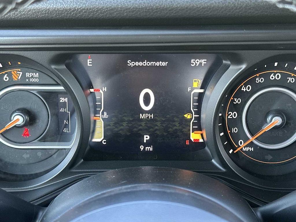 new 2025 Jeep Gladiator car, priced at $44,308