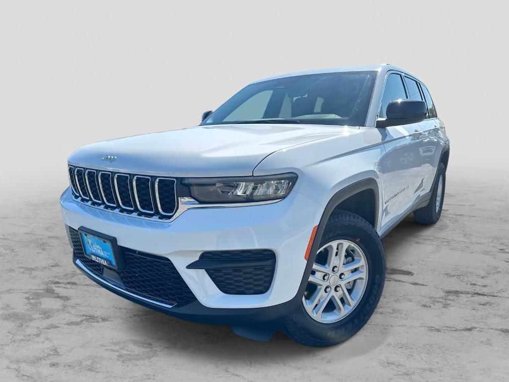 new 2025 Jeep Grand Cherokee car, priced at $34,765