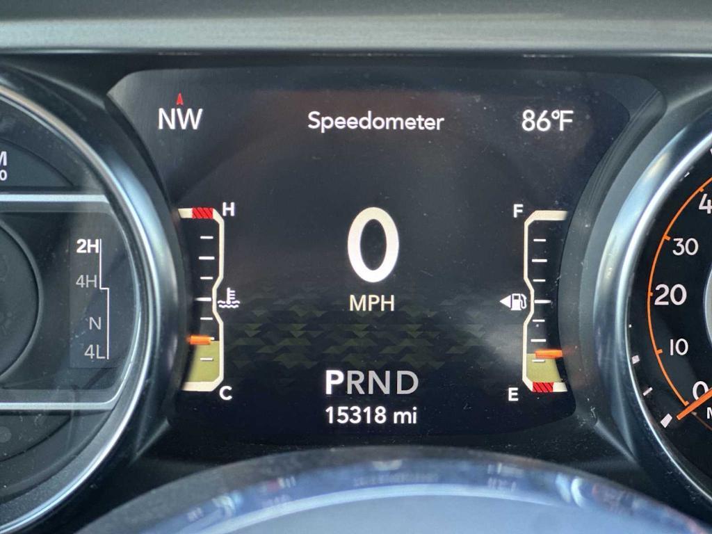 used 2022 Jeep Gladiator car, priced at $31,271