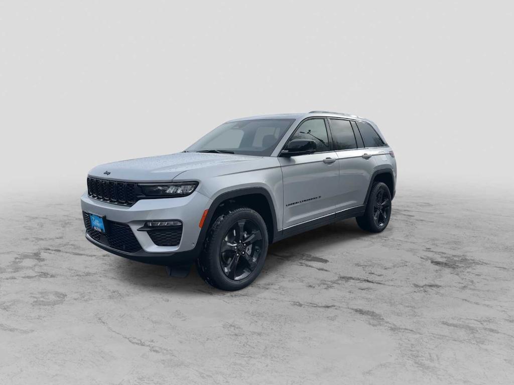 new 2025 Jeep Grand Cherokee car, priced at $50,777