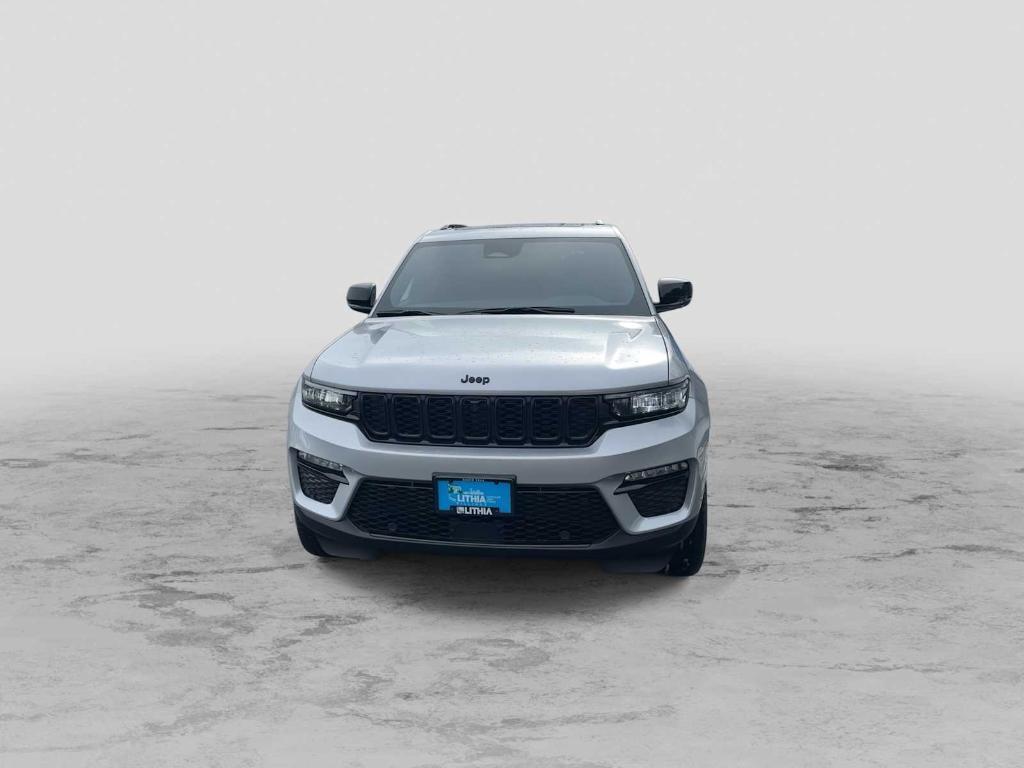 new 2025 Jeep Grand Cherokee car, priced at $50,777