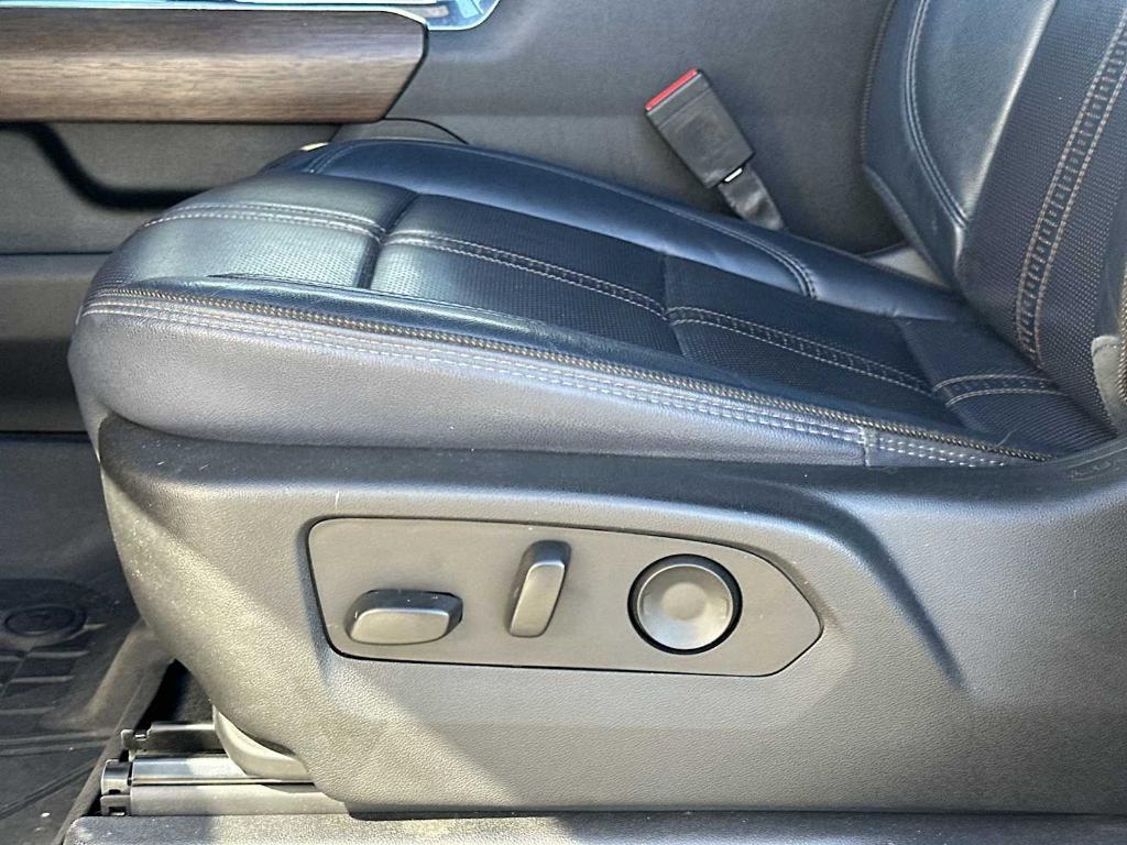 used 2022 Chevrolet Silverado 1500 car, priced at $37,175