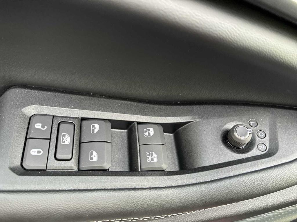 new 2026 Jeep Grand Cherokee L car, priced at $42,639