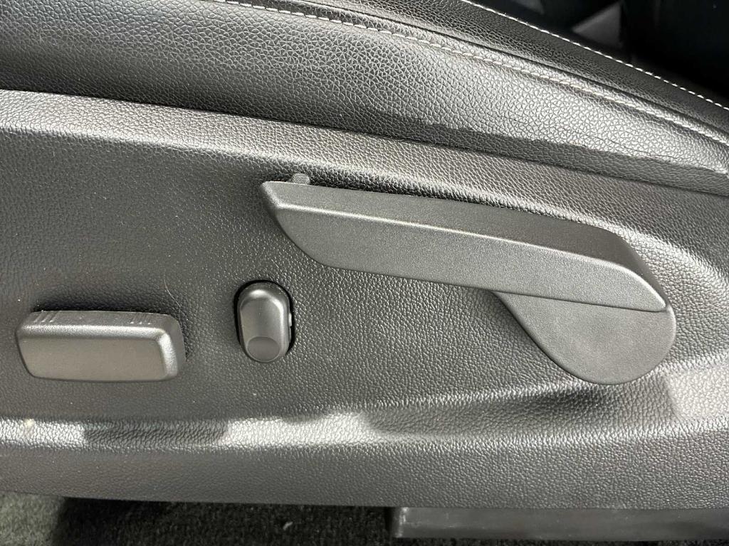 used 2018 GMC Canyon car, priced at $25,874