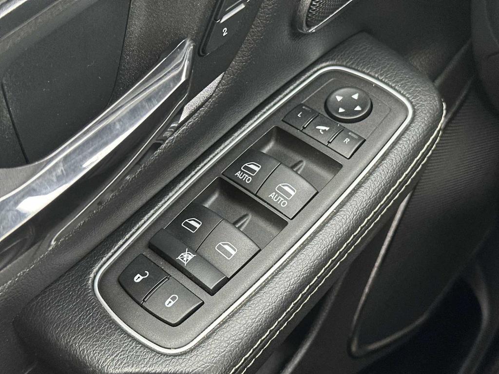 used 2022 Ram 1500 car, priced at $31,521