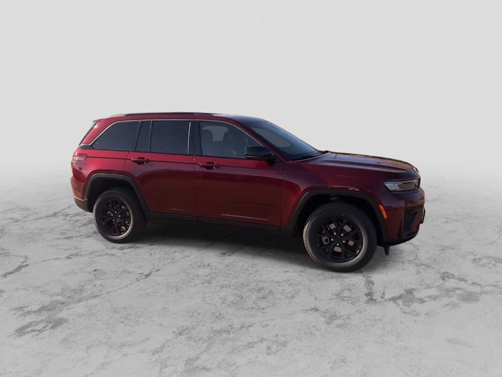 new 2026 Jeep Grand Cherokee car, priced at $47,335