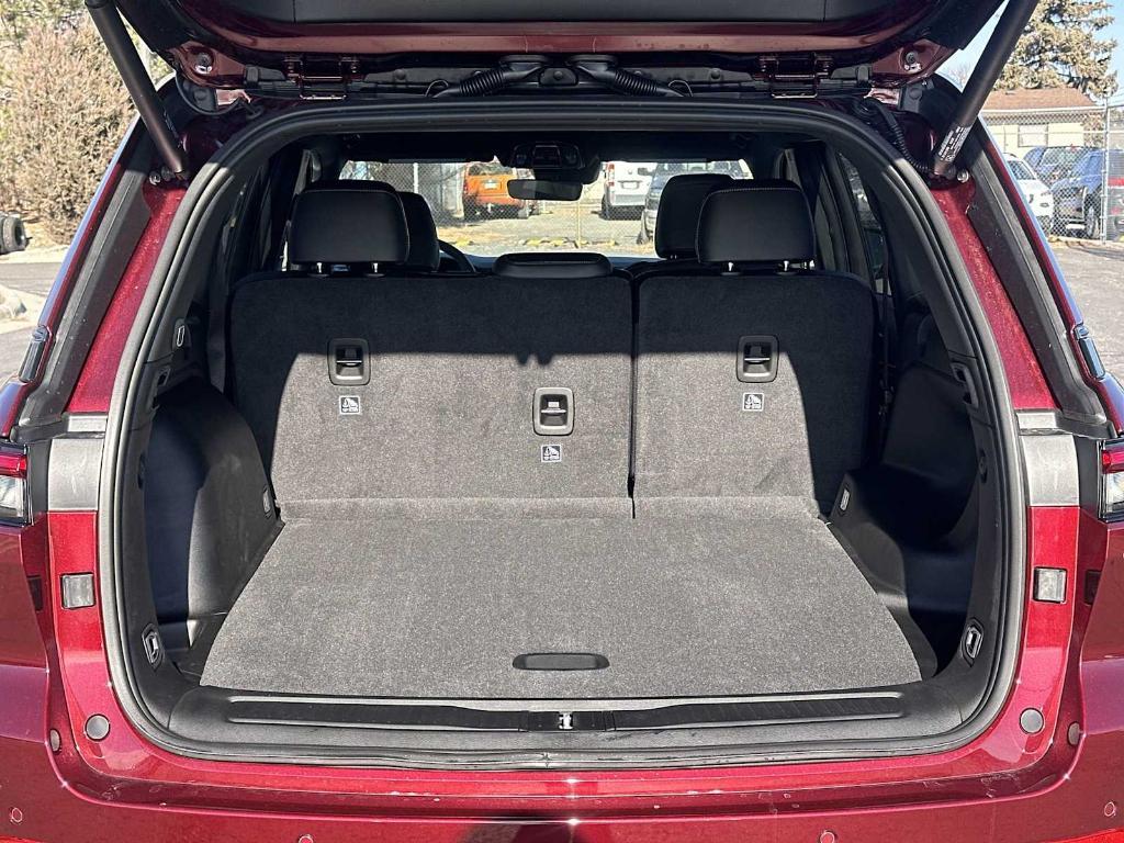 new 2026 Jeep Grand Cherokee car, priced at $47,335