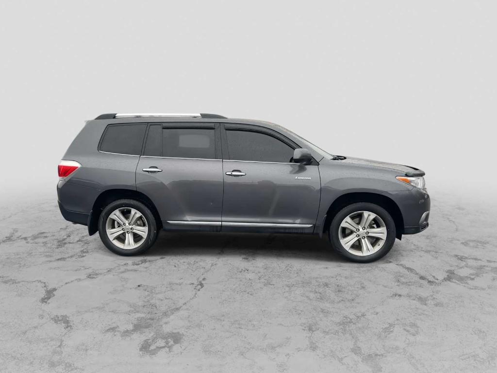 used 2012 Toyota Highlander car, priced at $11,332