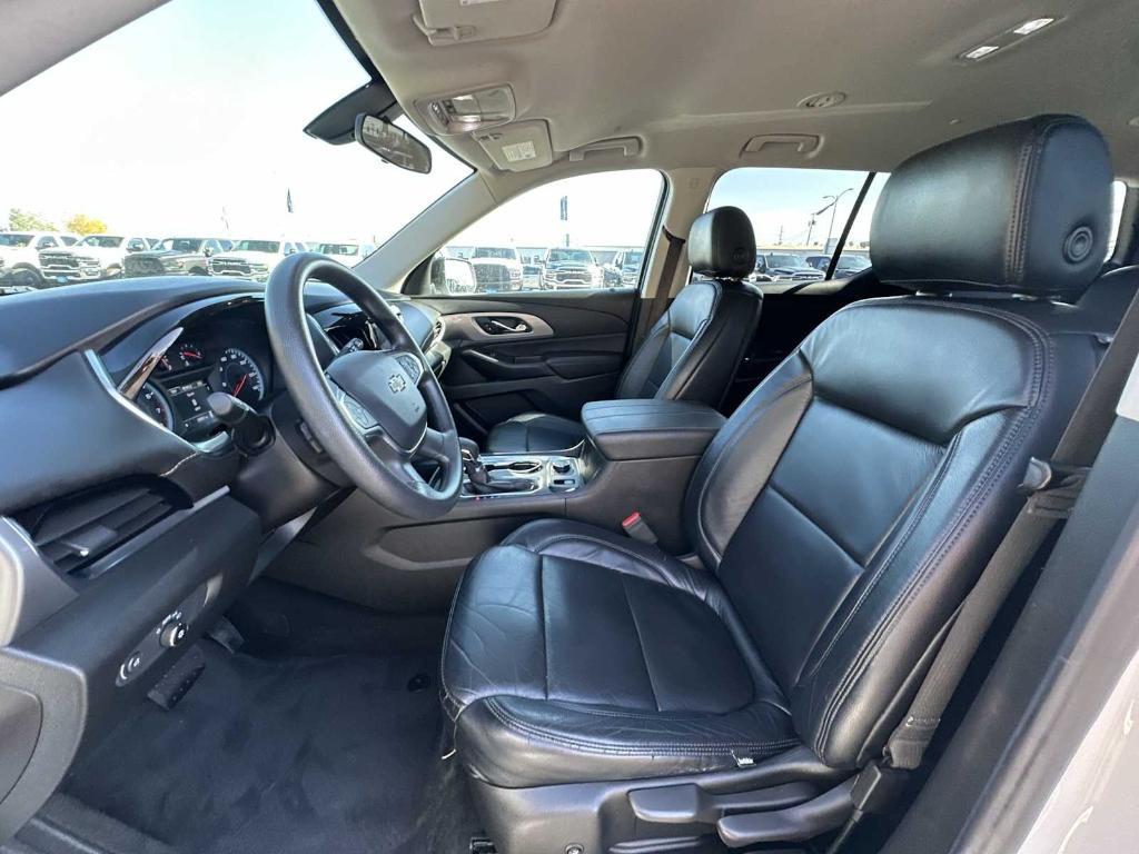 used 2021 Chevrolet Traverse car, priced at $25,089