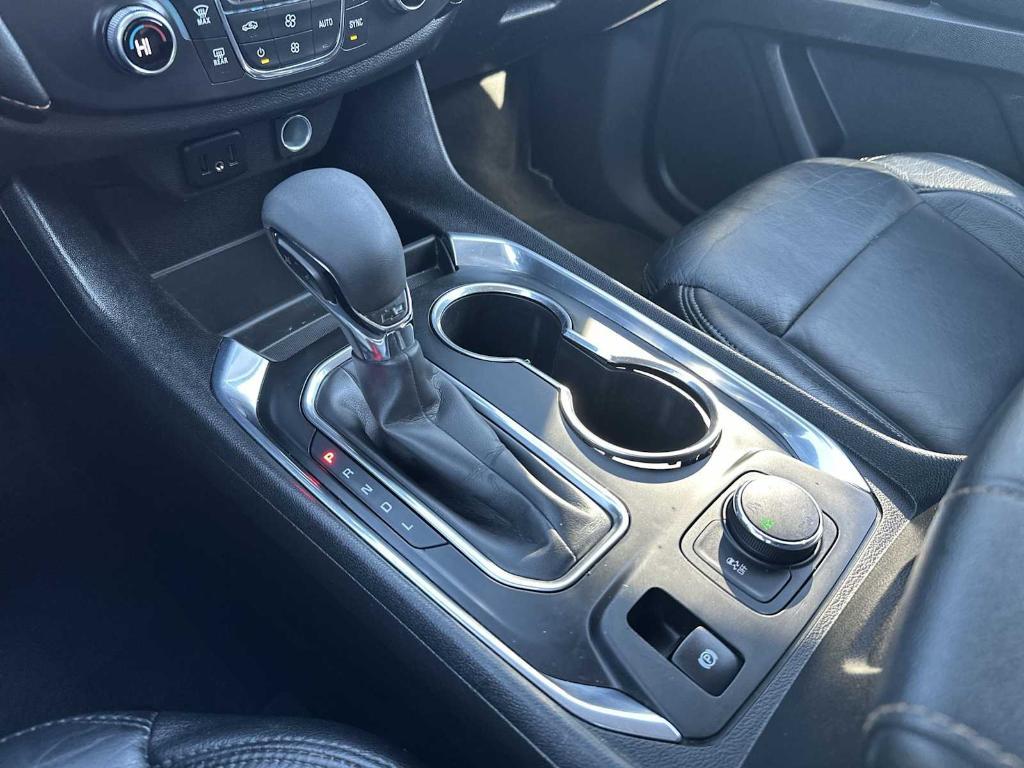 used 2021 Chevrolet Traverse car, priced at $25,089