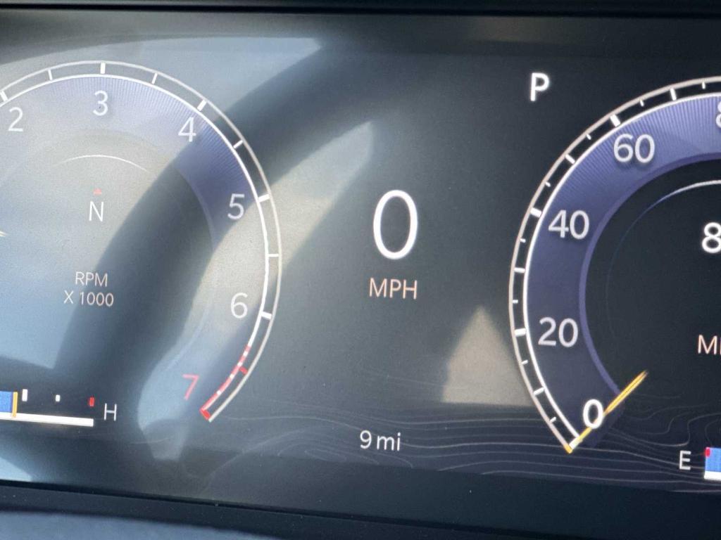 new 2025 Jeep Grand Cherokee car, priced at $36,790