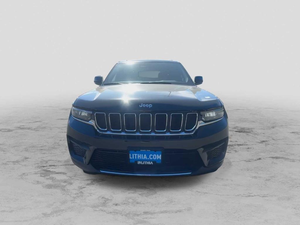 new 2025 Jeep Grand Cherokee car, priced at $36,790