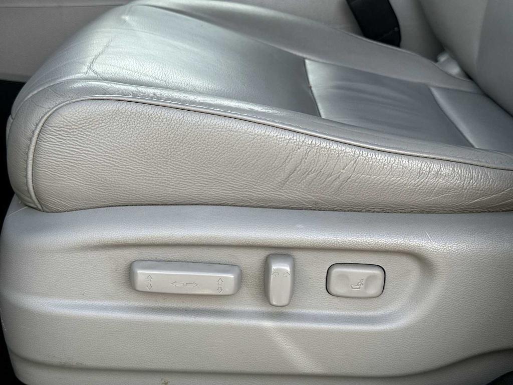 used 2017 Honda Pilot car, priced at $23,112