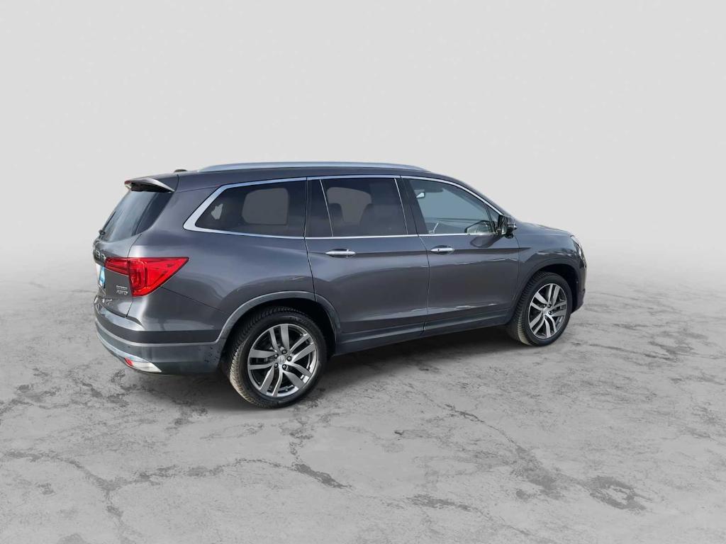 used 2017 Honda Pilot car, priced at $23,112