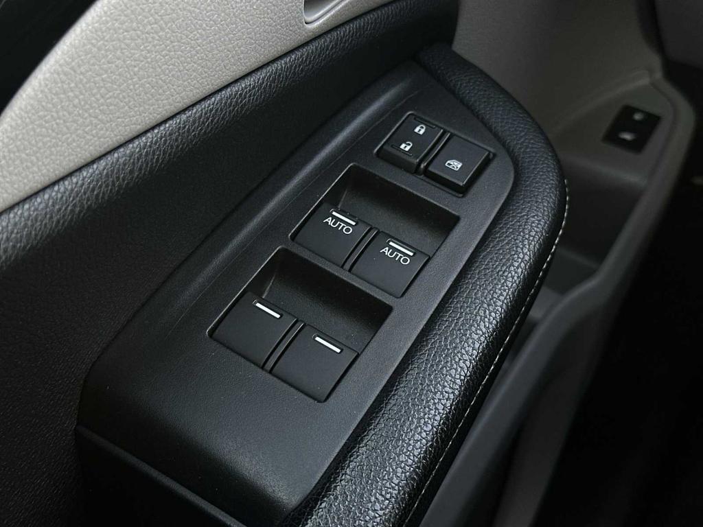 used 2017 Honda Pilot car, priced at $23,112