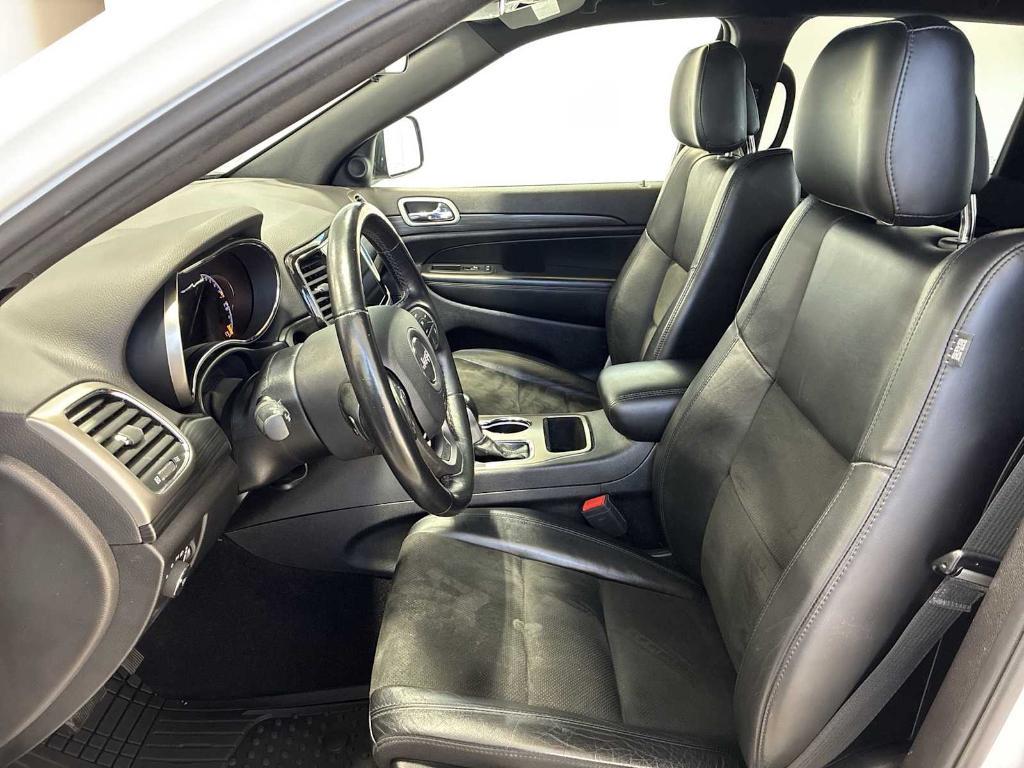 used 2021 Jeep Grand Cherokee car, priced at $25,384