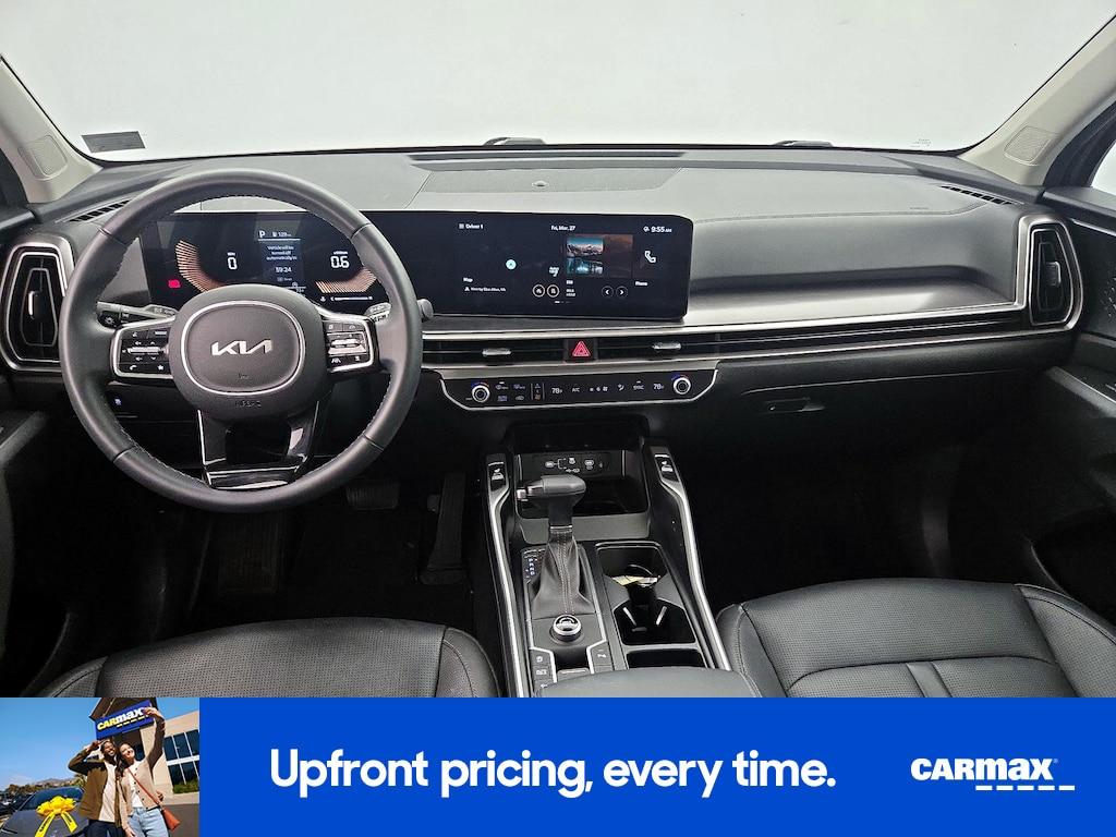 used 2024 Kia Sorento car, priced at $28,998