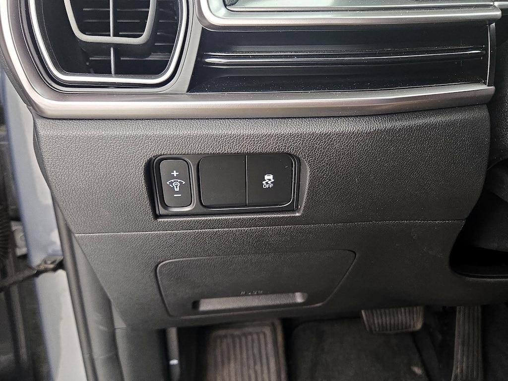 used 2024 Kia Sorento car, priced at $28,998