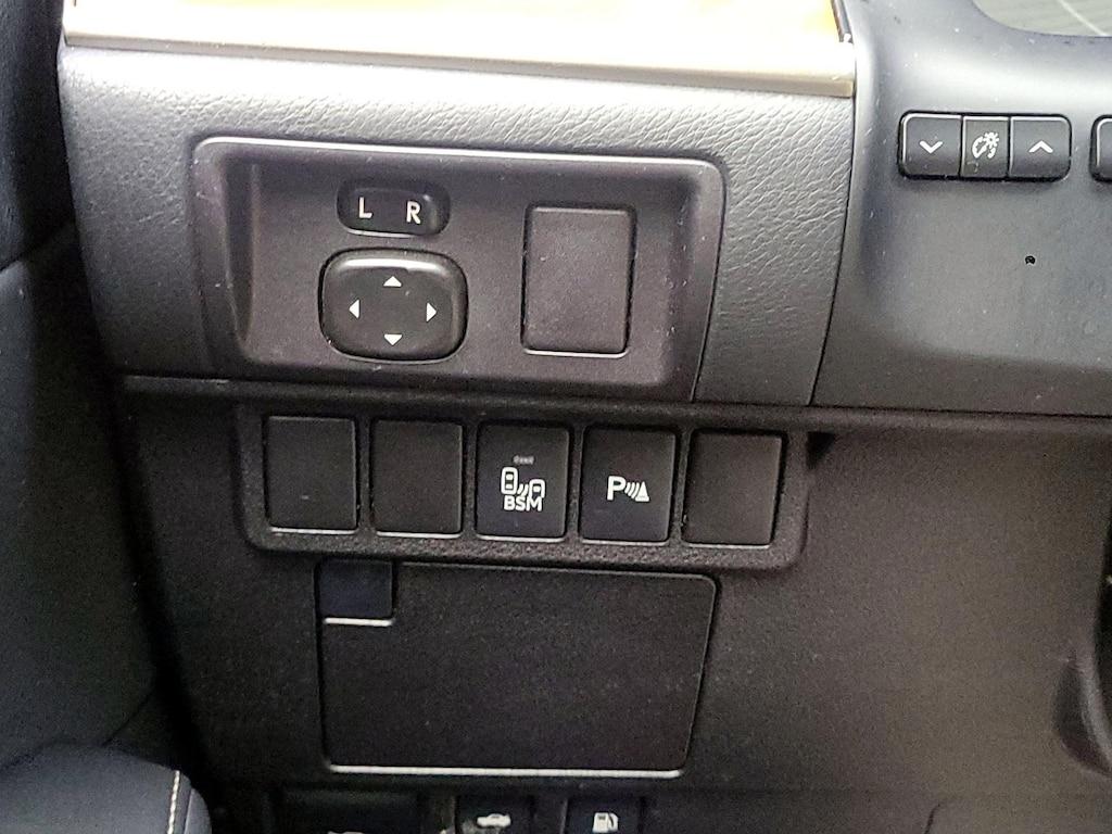 used 2014 Lexus ES 300h car, priced at $14,998