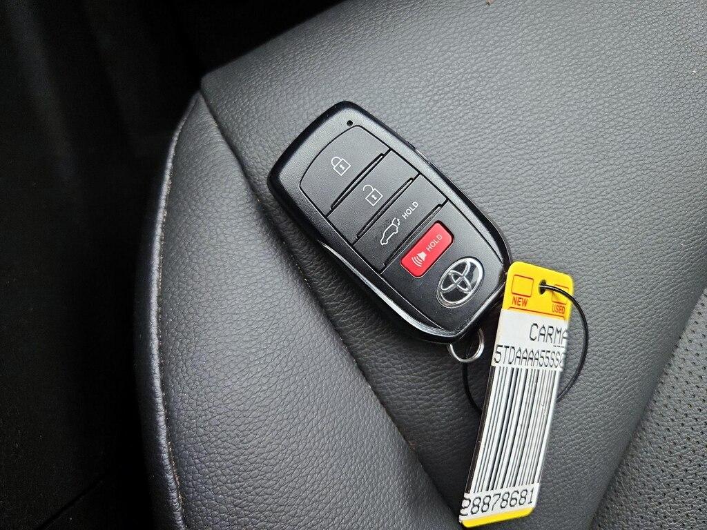 used 2025 Toyota Grand Highlander car, priced at $41,998