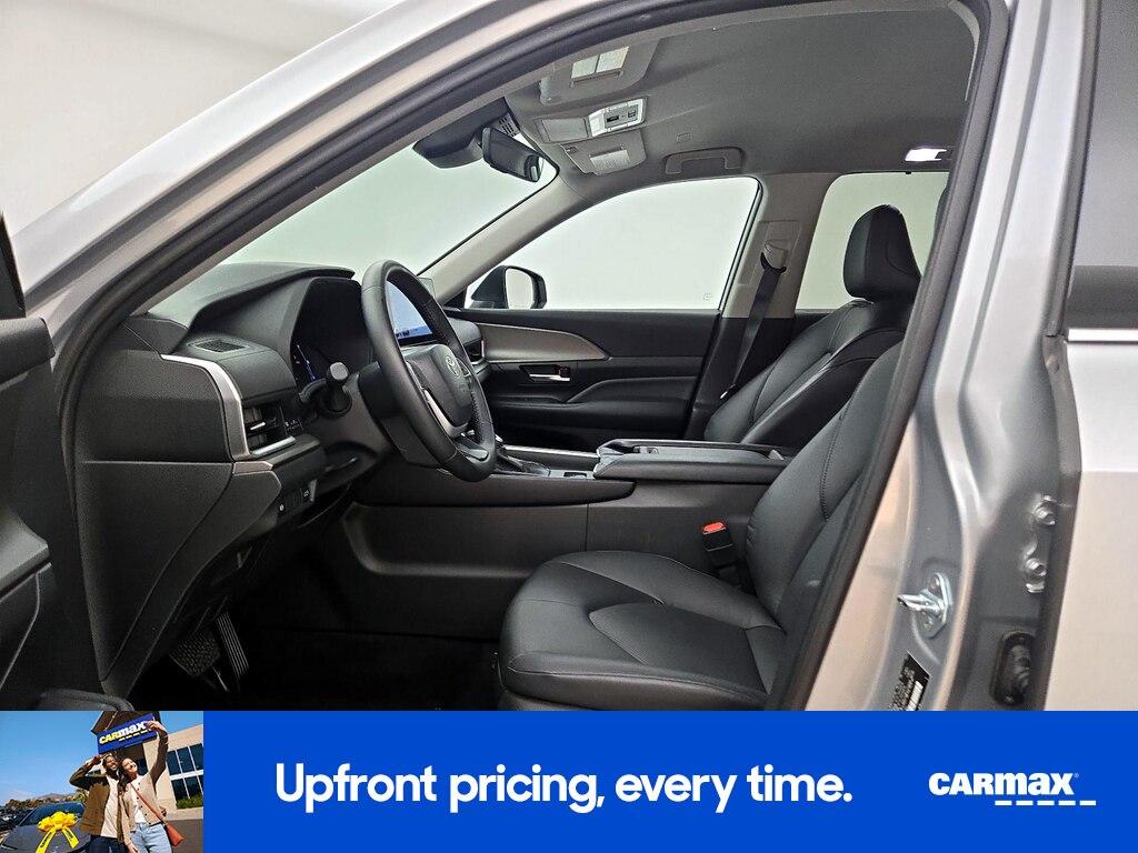 used 2025 Toyota Grand Highlander car, priced at $41,998