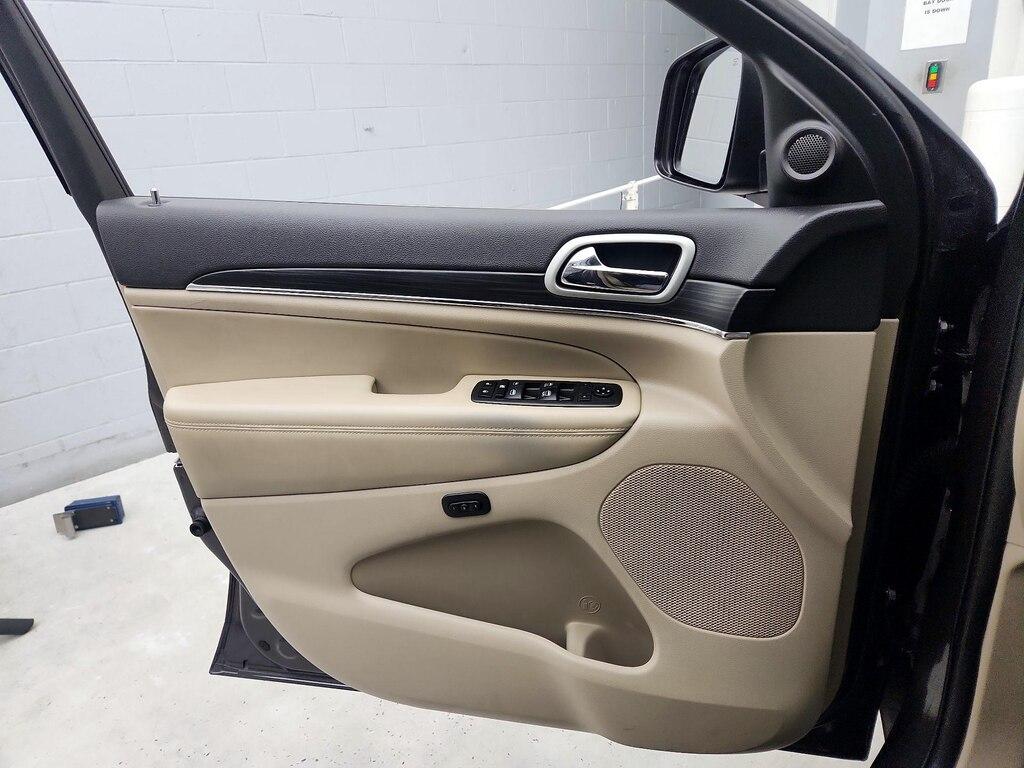 used 2021 Jeep Grand Cherokee car, priced at $29,998