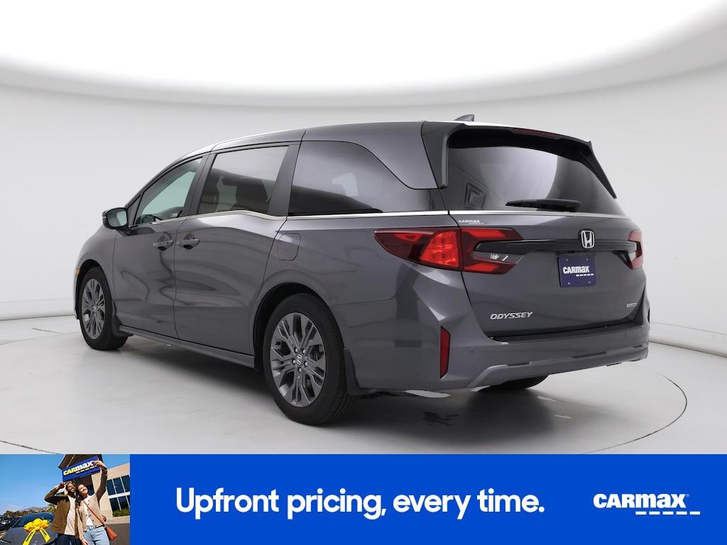 used 2025 Honda Odyssey car, priced at $43,998