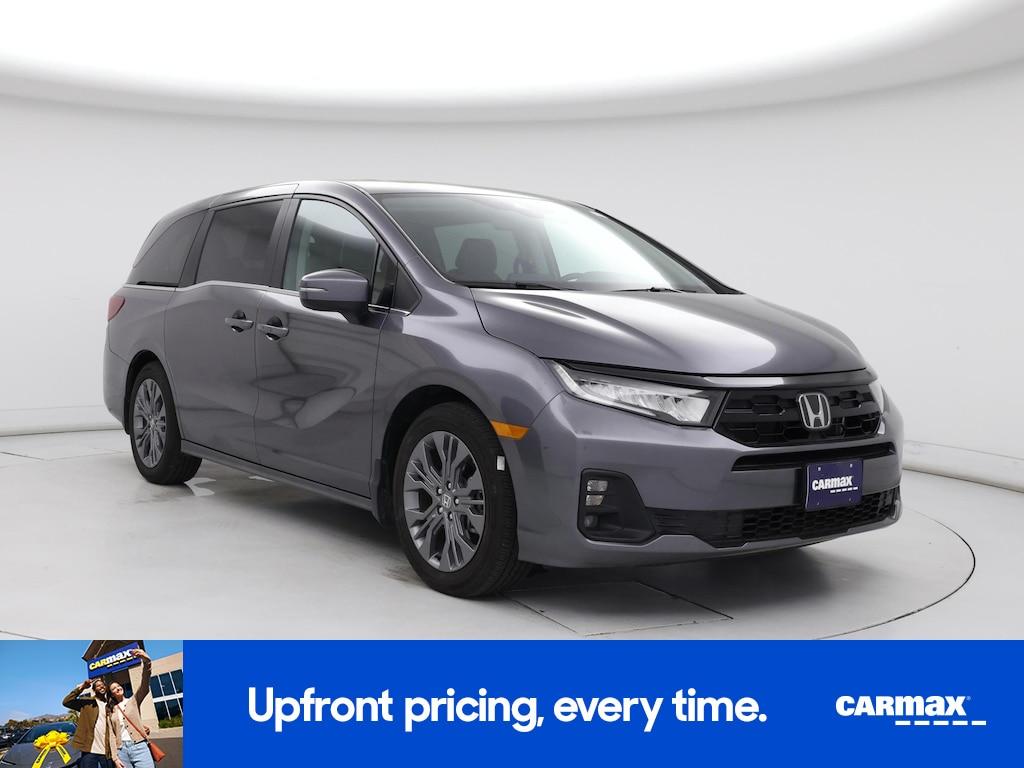 used 2025 Honda Odyssey car, priced at $43,998
