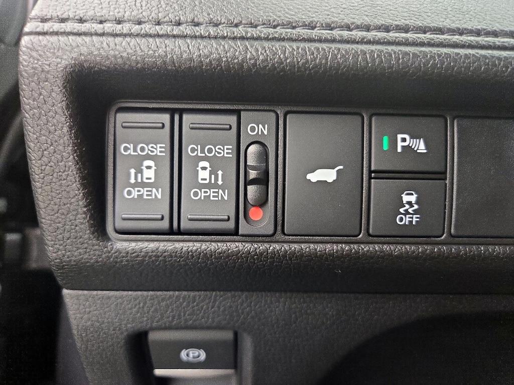 used 2025 Honda Odyssey car, priced at $43,998