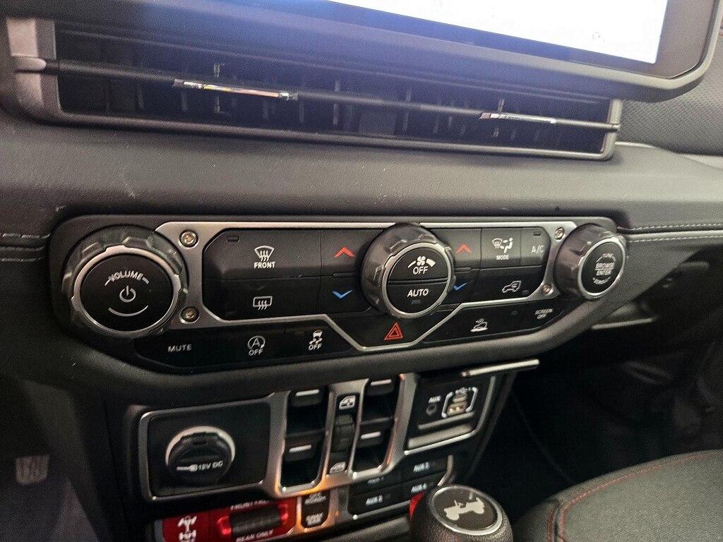 used 2025 Jeep Wrangler car, priced at $39,998