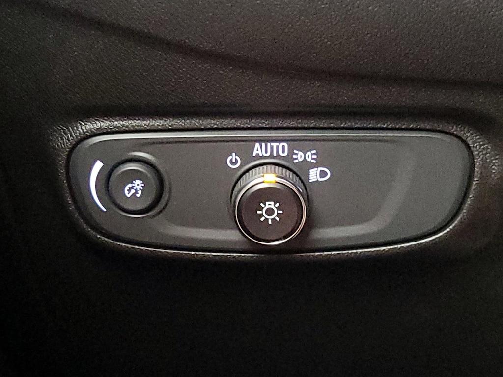 used 2022 Chevrolet Equinox car, priced at $19,998