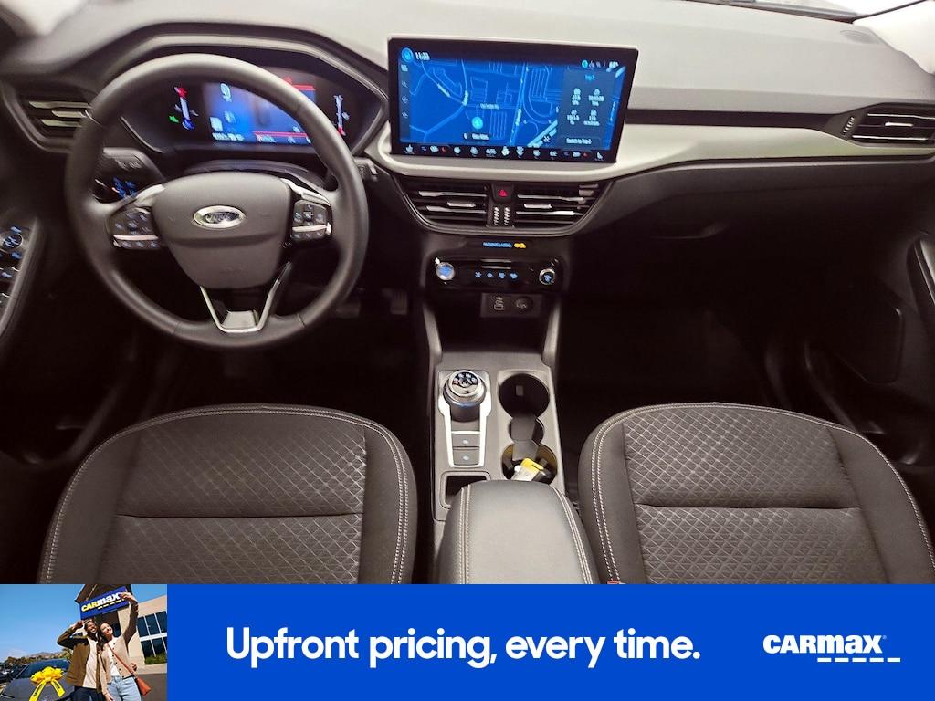used 2025 Ford Escape car, priced at $24,998
