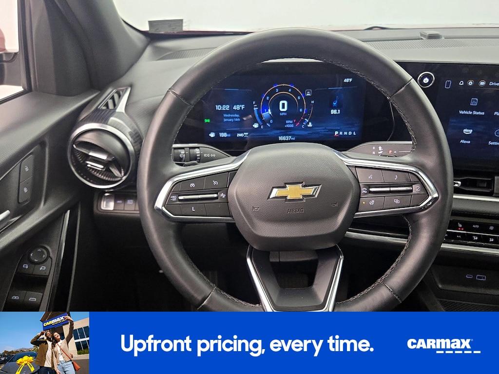 used 2025 Chevrolet Equinox car, priced at $28,998