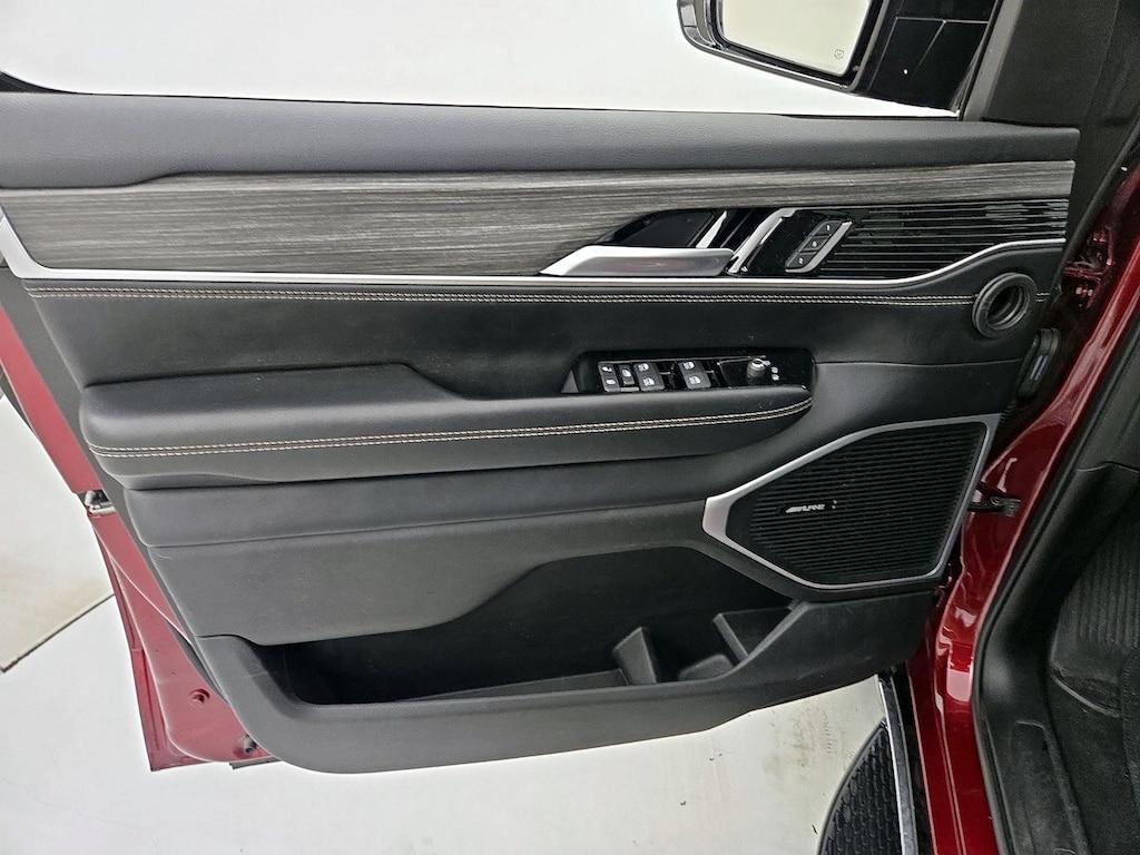 used 2024 Jeep Wagoneer car, priced at $51,998