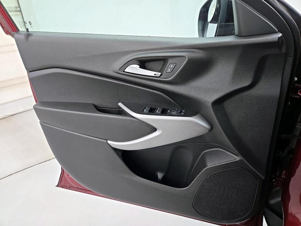 used 2024 Chevrolet Trax car, priced at $20,998