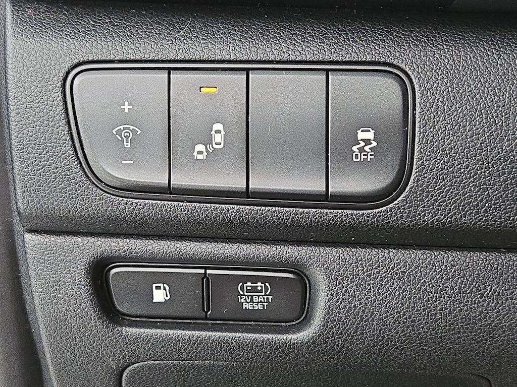 used 2017 Kia Niro car, priced at $13,998