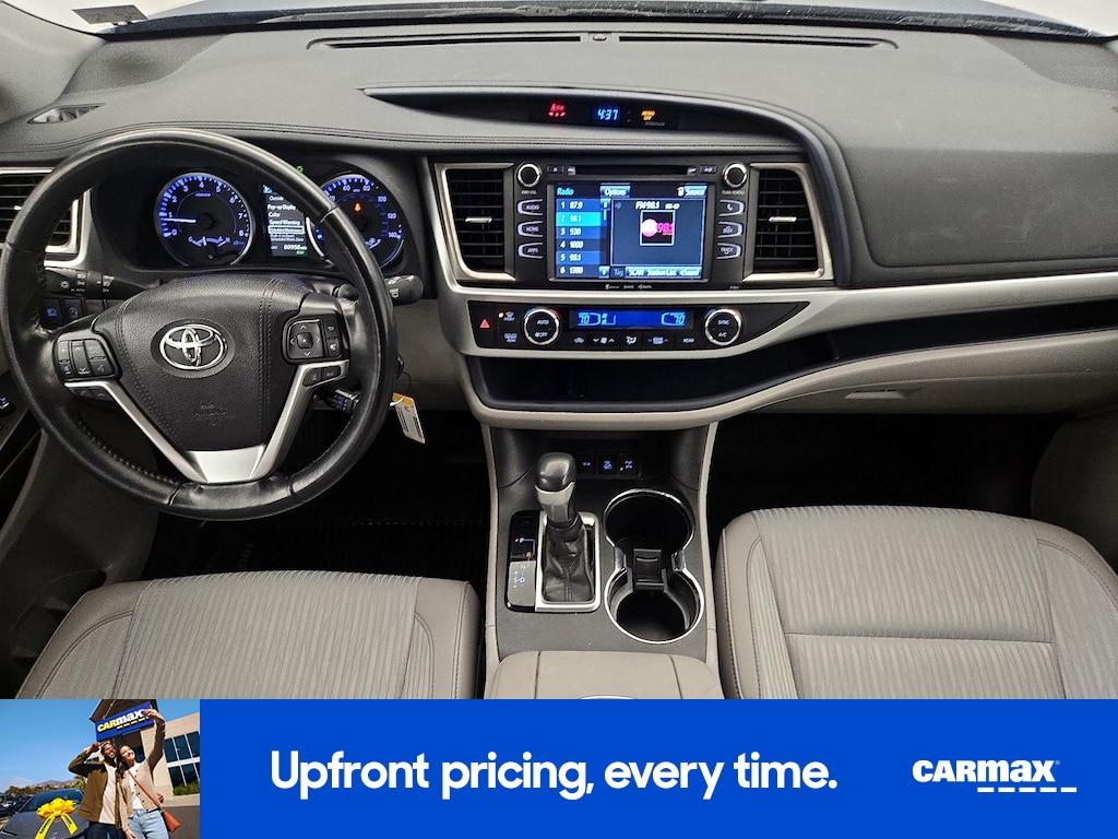 used 2019 Toyota Highlander car, priced at $26,998