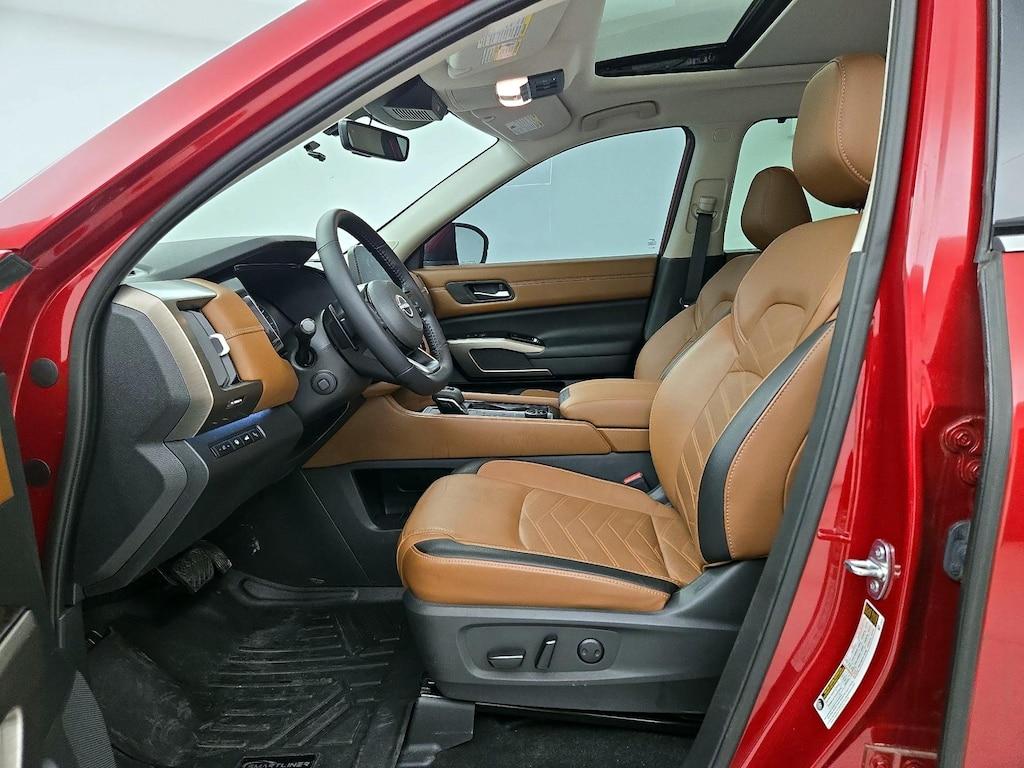 used 2023 Nissan Pathfinder car, priced at $40,998