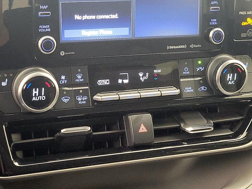 used 2021 Toyota Highlander car, priced at $27,998