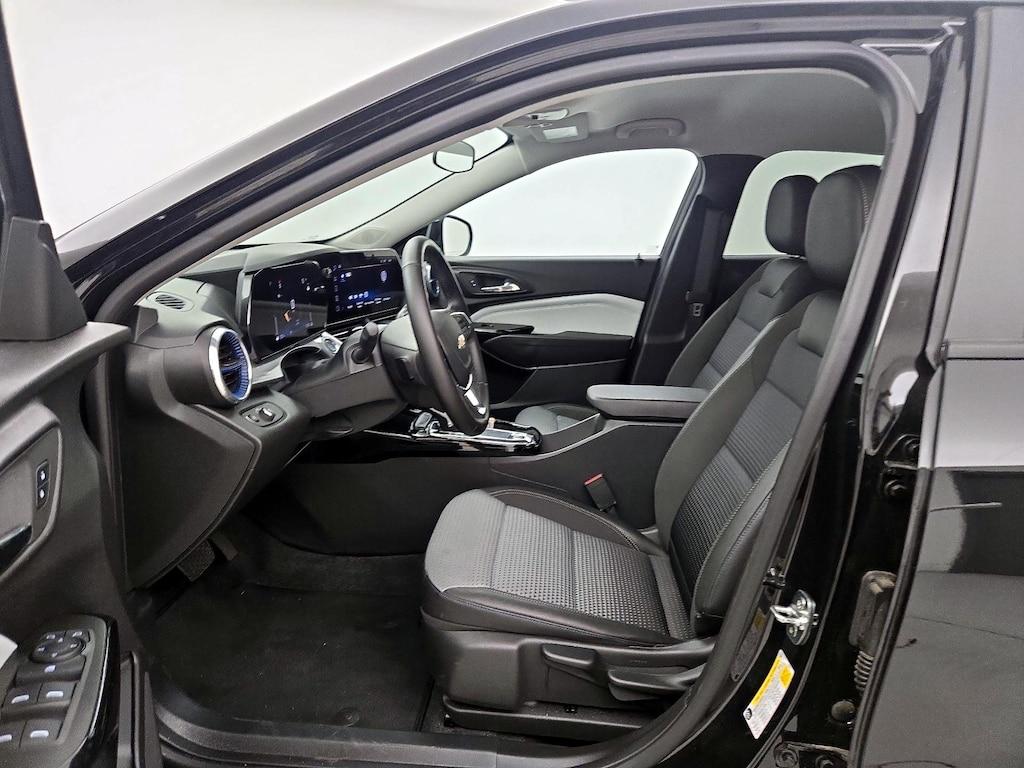 used 2025 Chevrolet Trax car, priced at $21,998