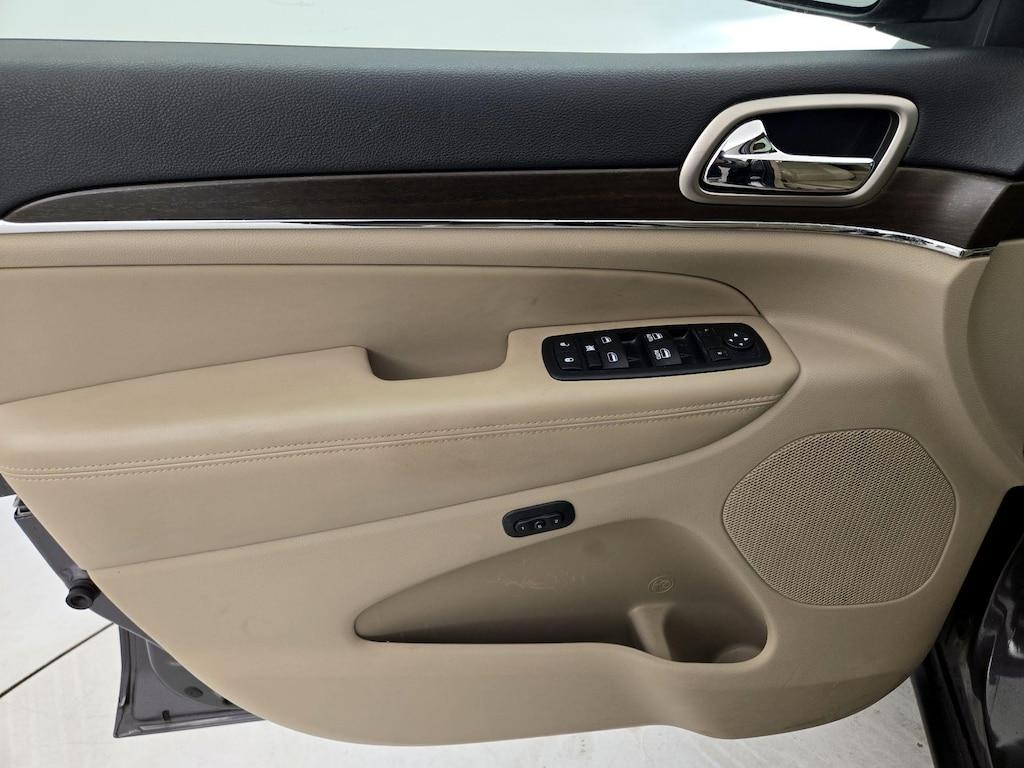 used 2016 Jeep Grand Cherokee car, priced at $18,998