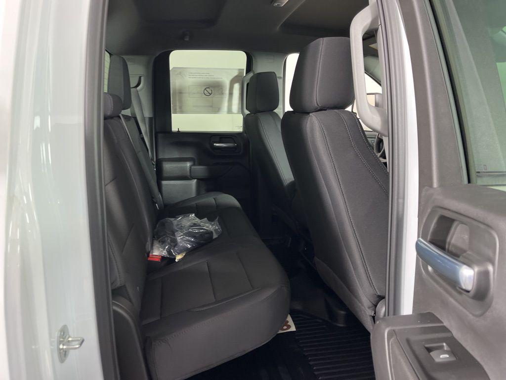 new 2025 Chevrolet Silverado 2500 car, priced at $52,923