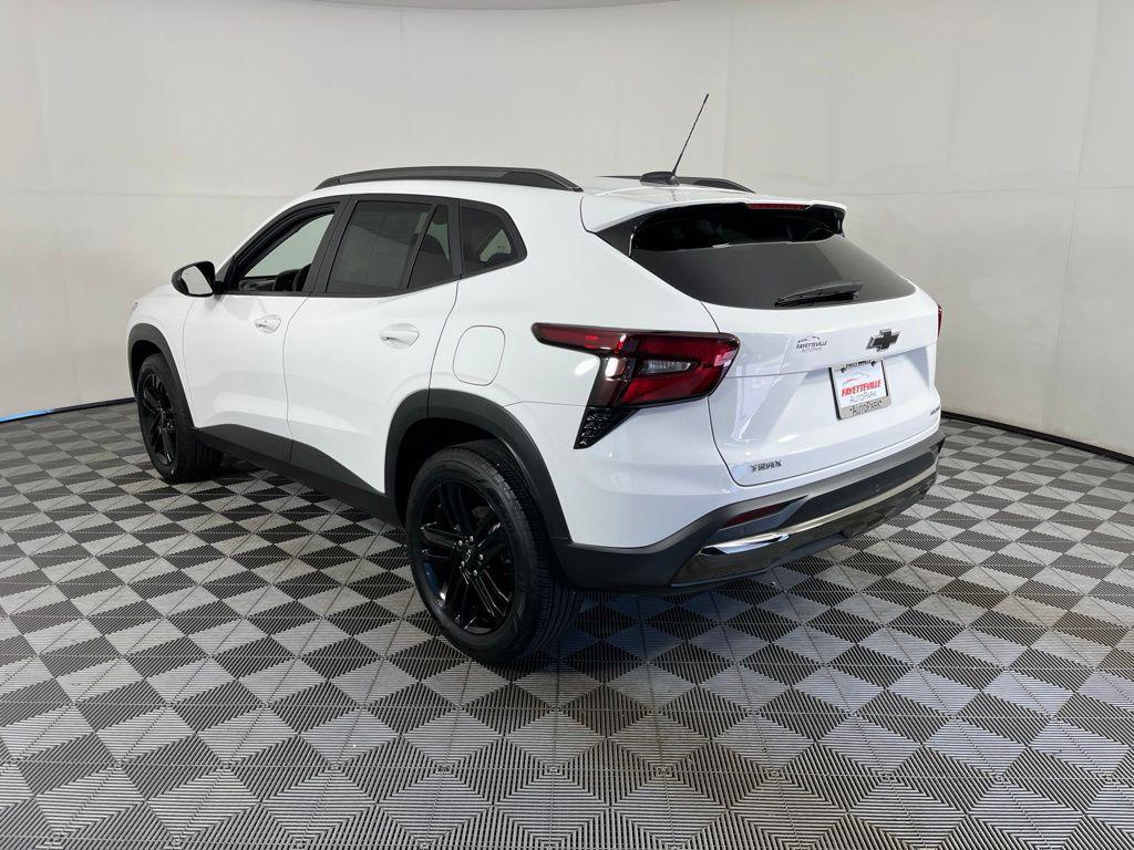 used 2025 Chevrolet Trax car, priced at $25,749