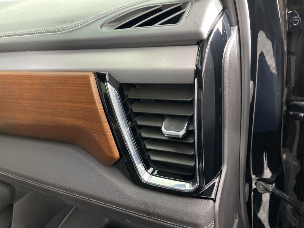 used 2025 GMC Sierra 1500 car, priced at $59,900