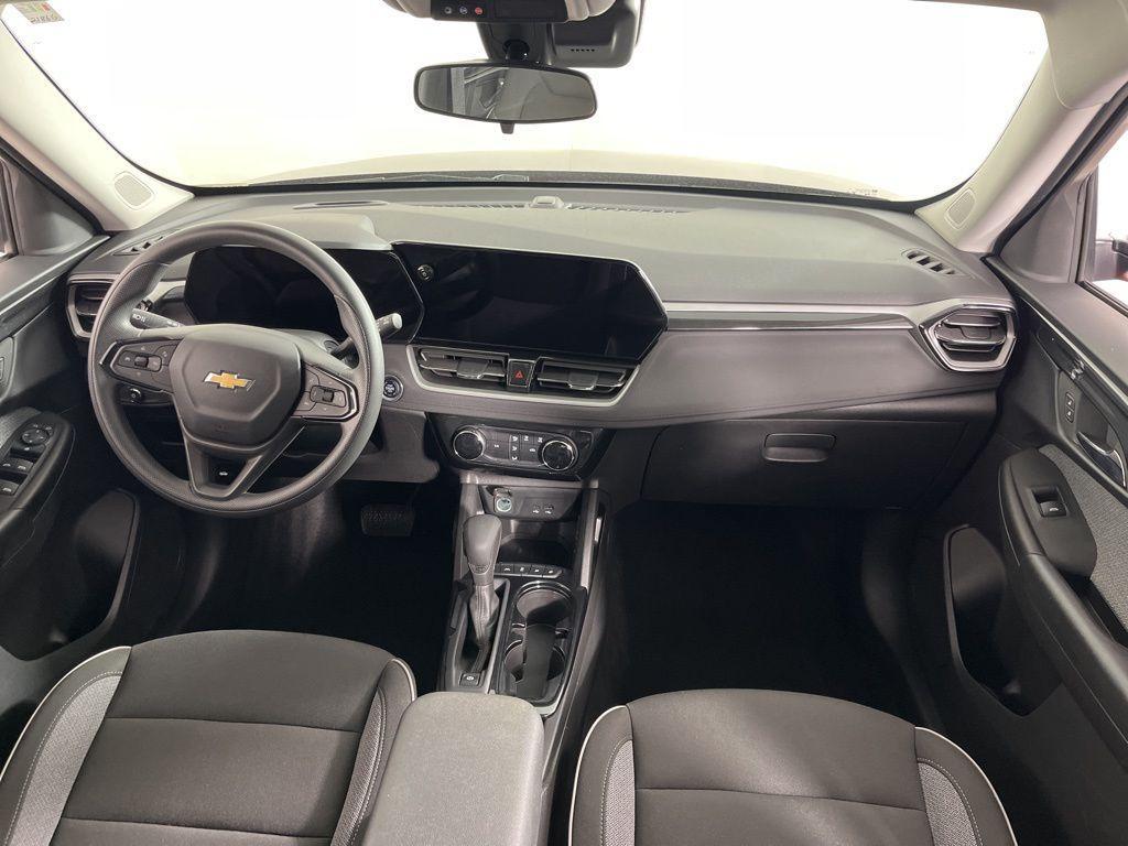 used 2025 Chevrolet TrailBlazer car, priced at $23,690
