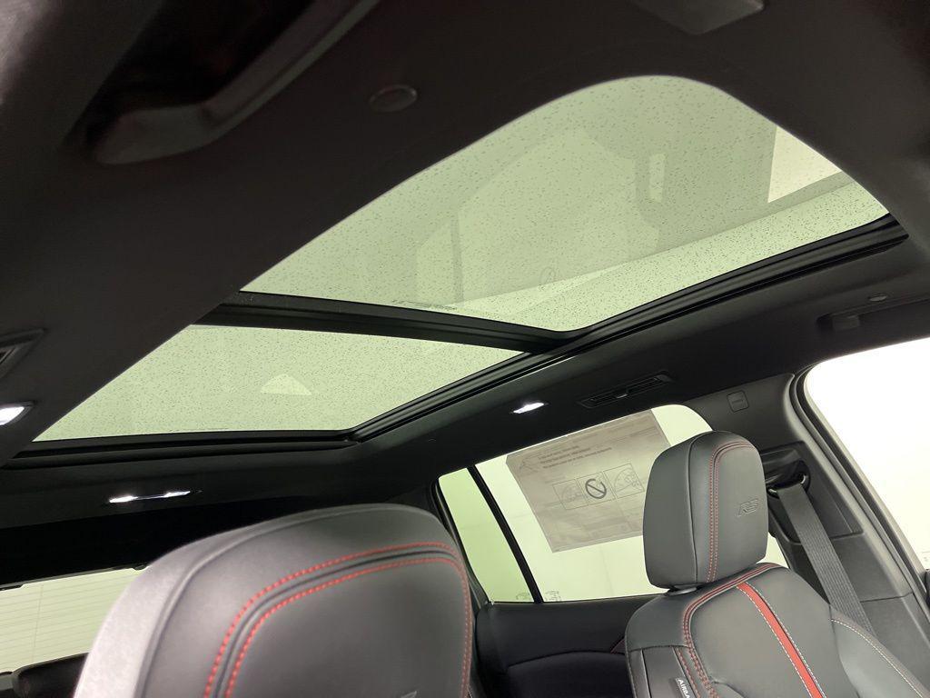 new 2026 Chevrolet Traverse car, priced at $61,320