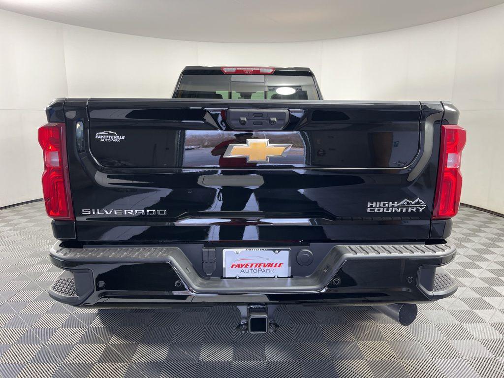 new 2026 Chevrolet Silverado 3500 car, priced at $92,265