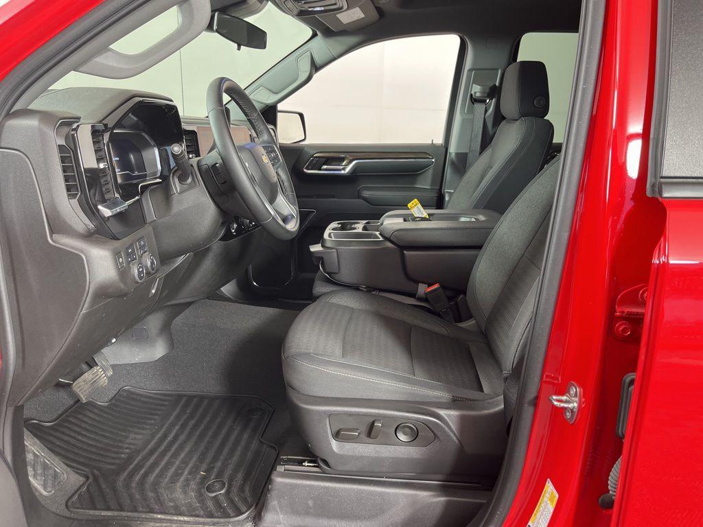 used 2024 Chevrolet Silverado 1500 car, priced at $37,455