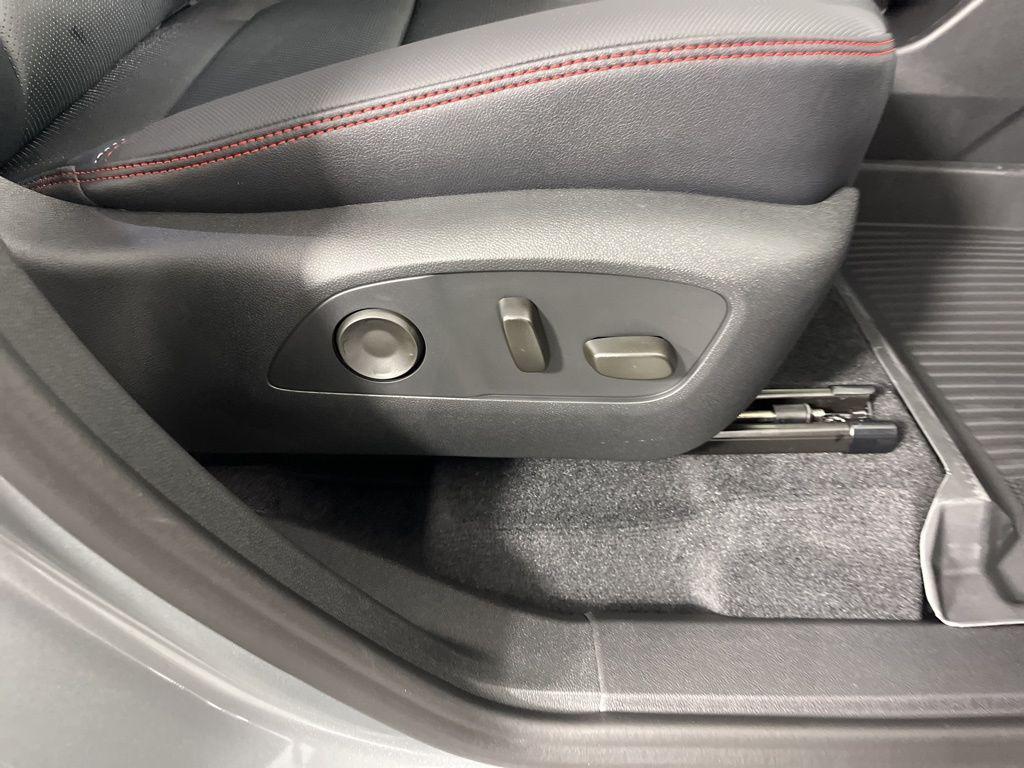 new 2026 Chevrolet Traverse car, priced at $57,820